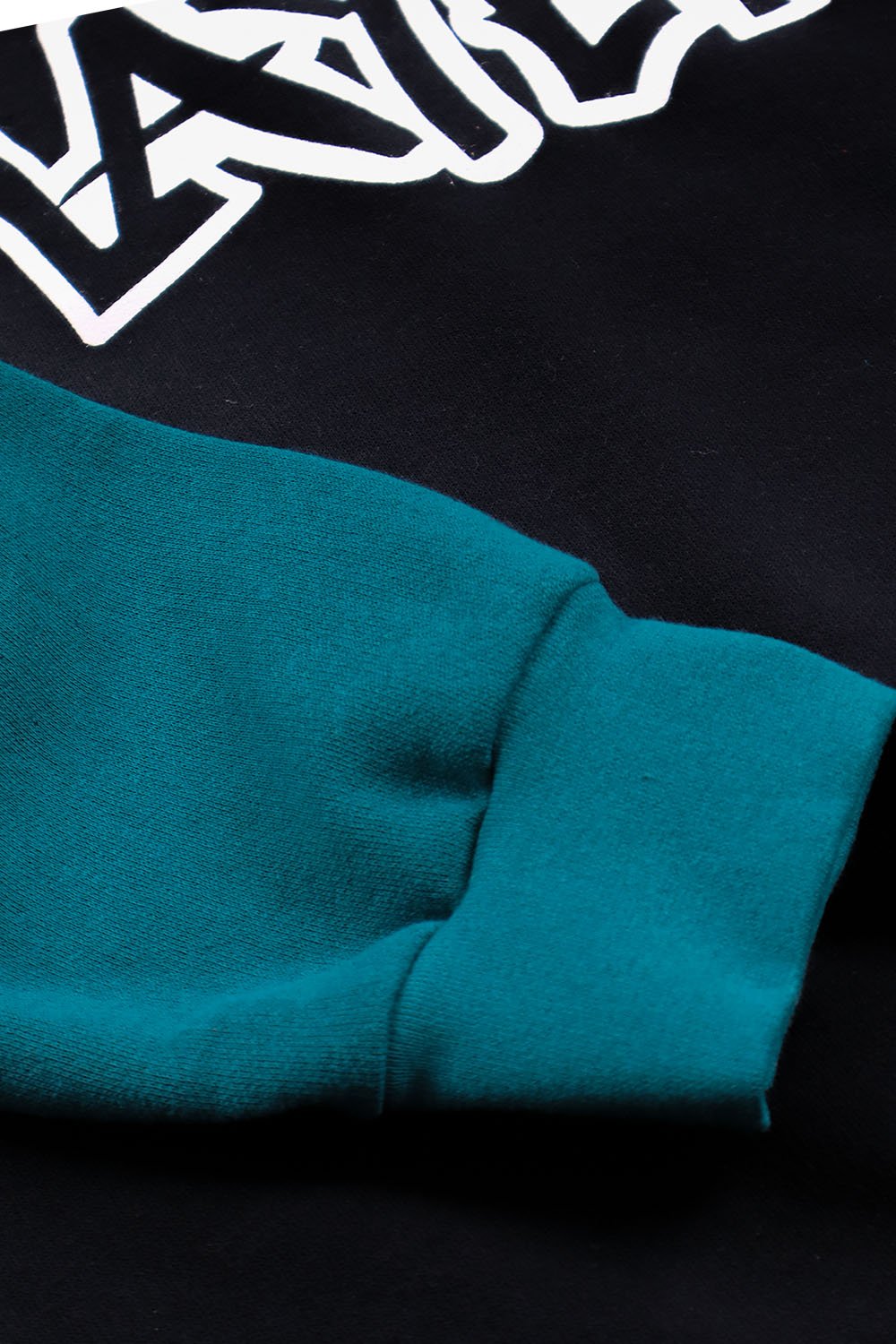 11766 preto detalhe 2