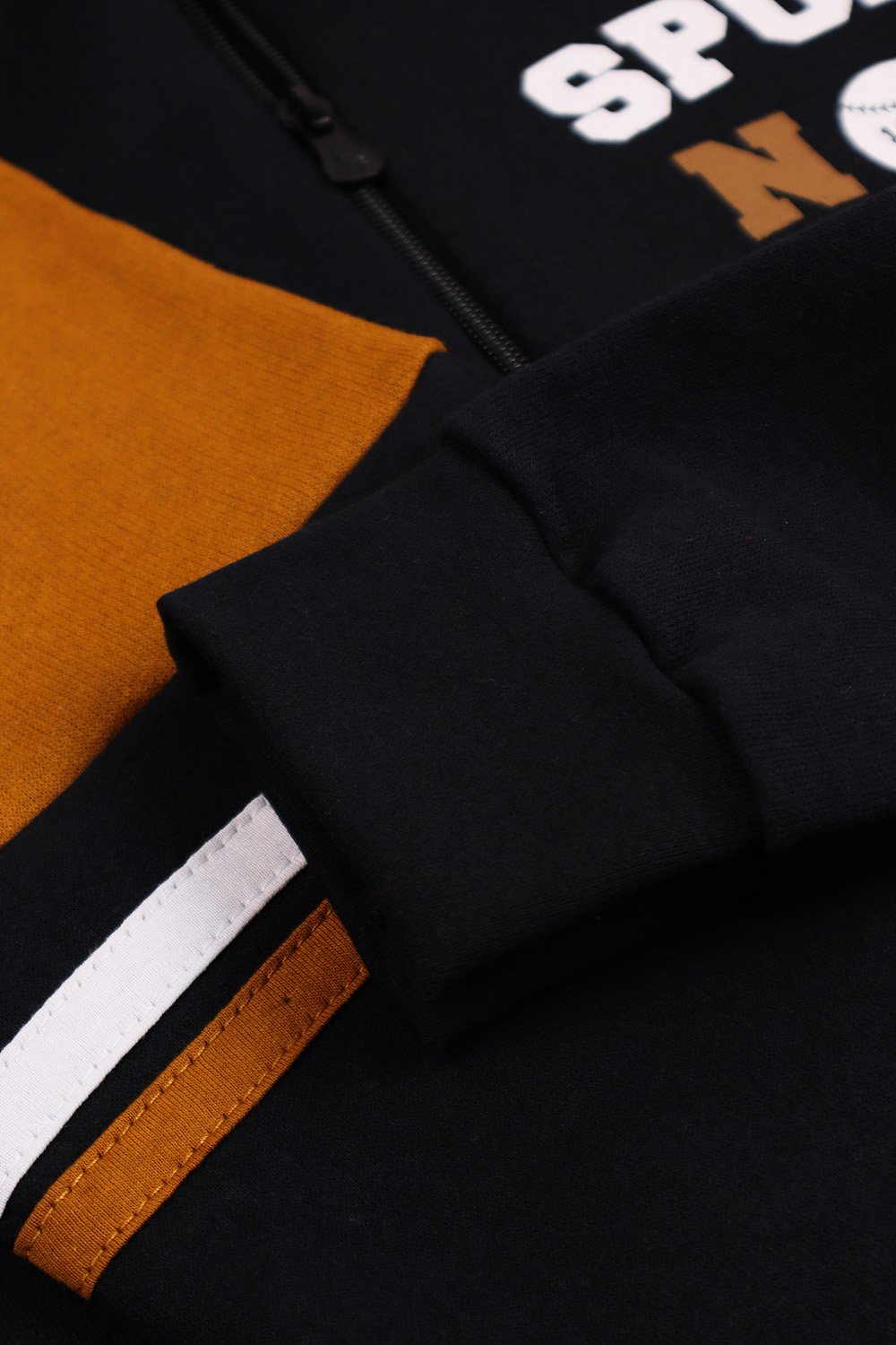 11779 preto detalhe 3