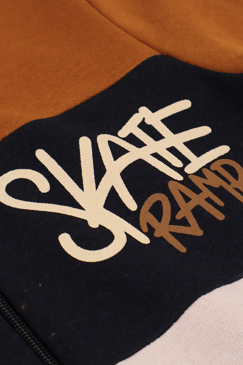 11748 amendoa detalhe 1