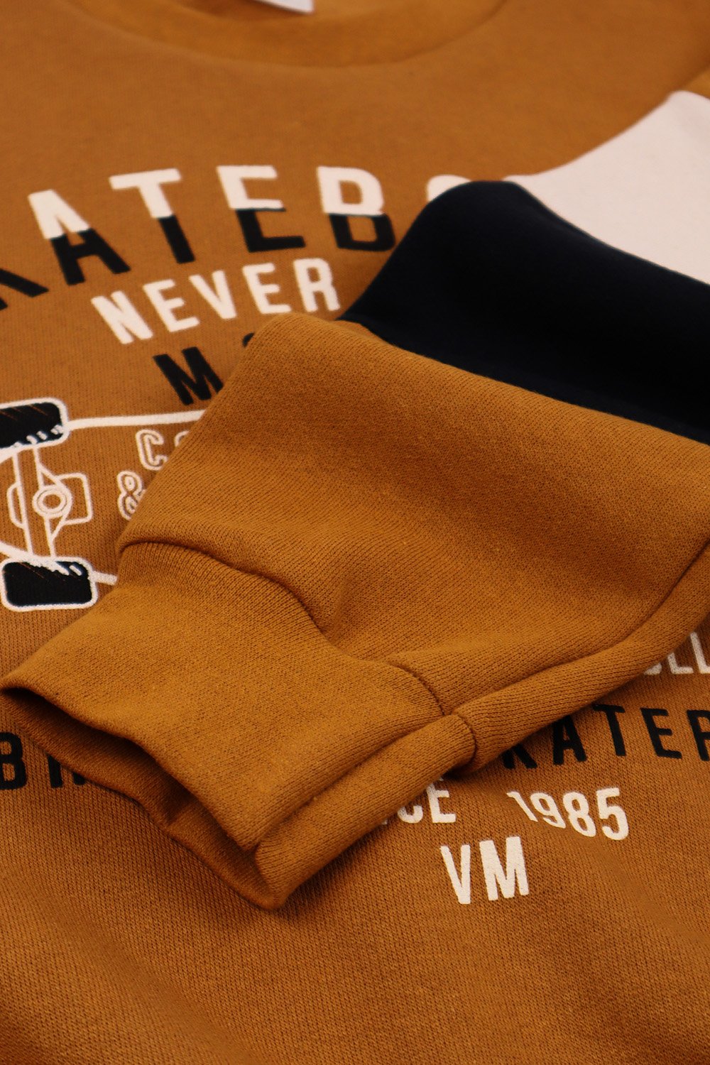 11746 amendoa detalhe 2