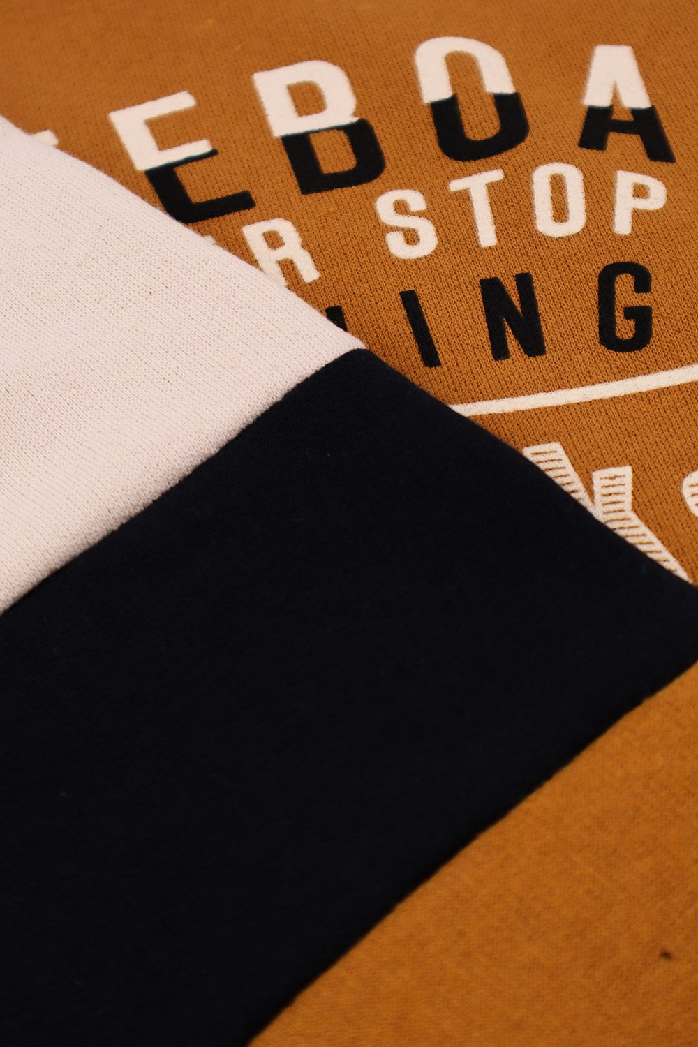 11746 amendoa detalhe 3