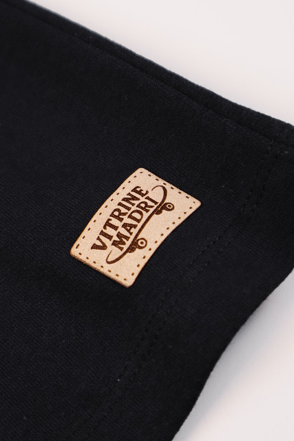 11893 preto detalhe 2