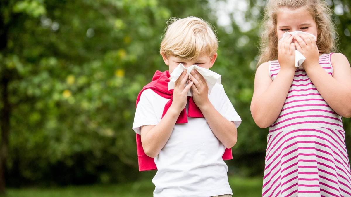Rotina contra alergia infantil &ndash; hidrata&ccedil;&atilde;o da pele, roupas confort&aacute;veis e casa arejada