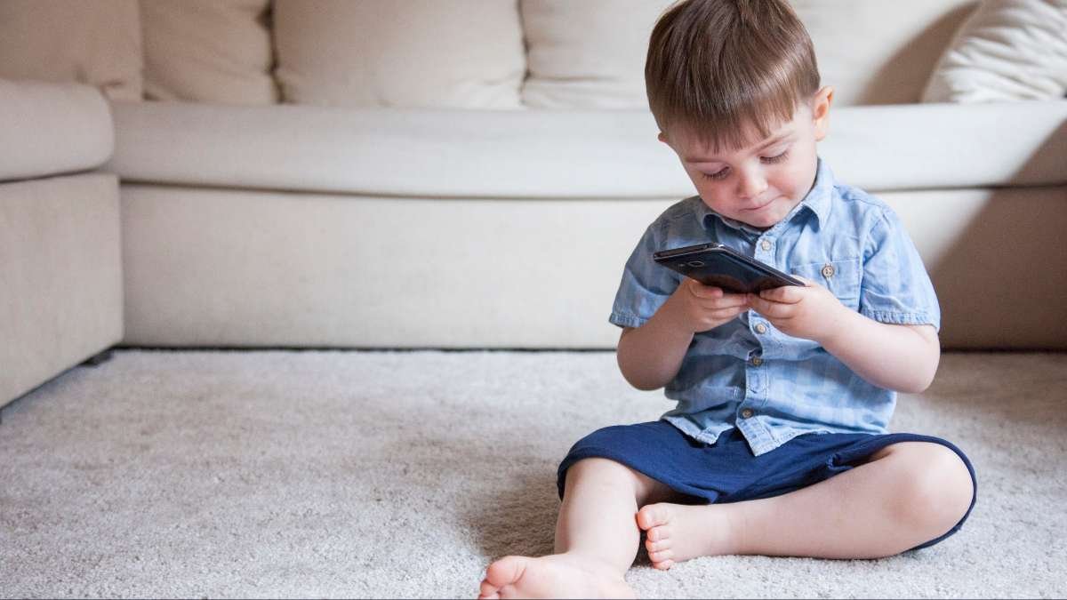 Primeiro celular para a crian&ccedil;a &ndash; decis&atilde;o em fam&iacute;lia