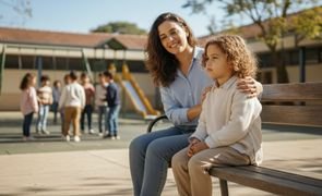 como ajudar uma crianca timida a fazer amigos na escola image 1