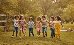 brincadeiras folcloricas 20 jogos tradicionais para casa e escola image 1